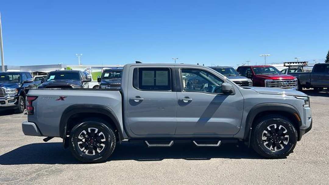 2023 Nissan Frontier PROX - Image 2