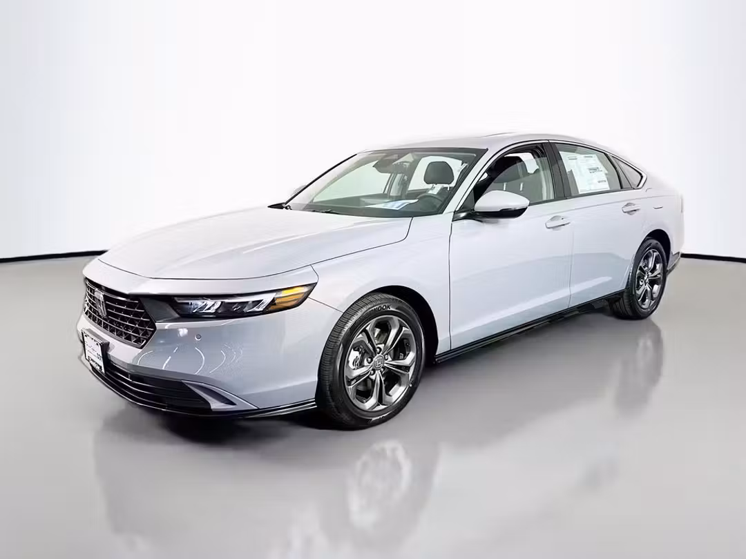 2026 Honda Accord Hybrid EXL - Image 3