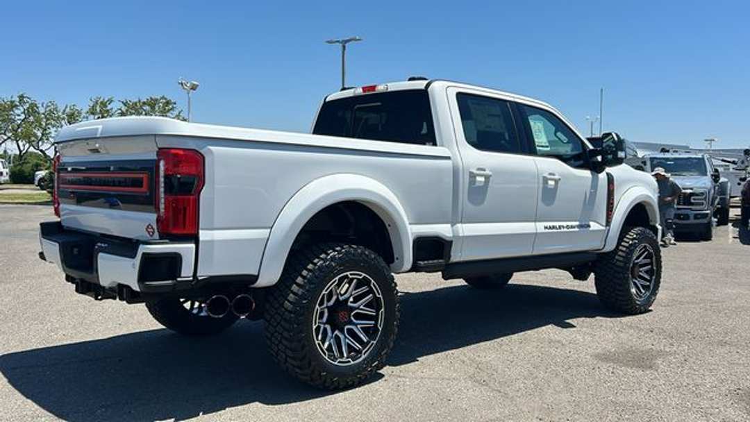 2026 Ford F-250Sd Lariat - Image 3