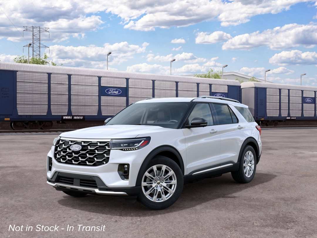 2027 Ford Explorer Platinum - Image 2