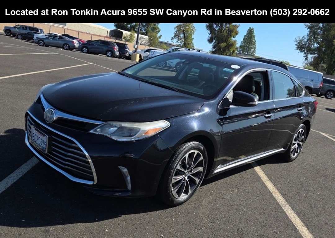 2018 Toyota Avalon Hybrid XLE Plus - Image 3