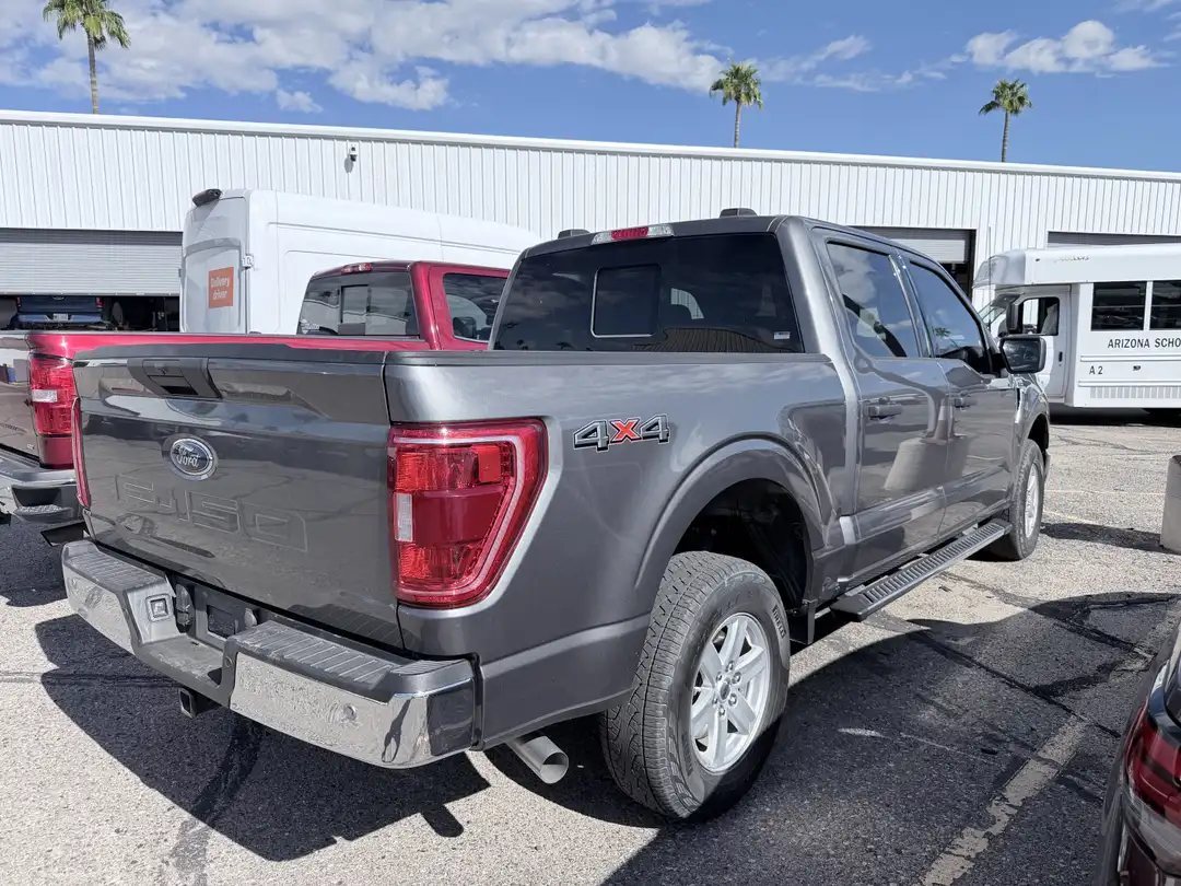 2023 Ford F-150 XLT - Image 3