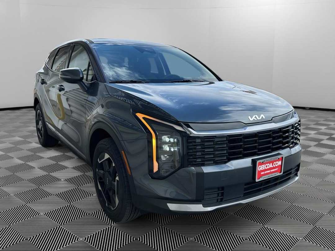 2026 Kia Sportage Hybrid S - Image 3