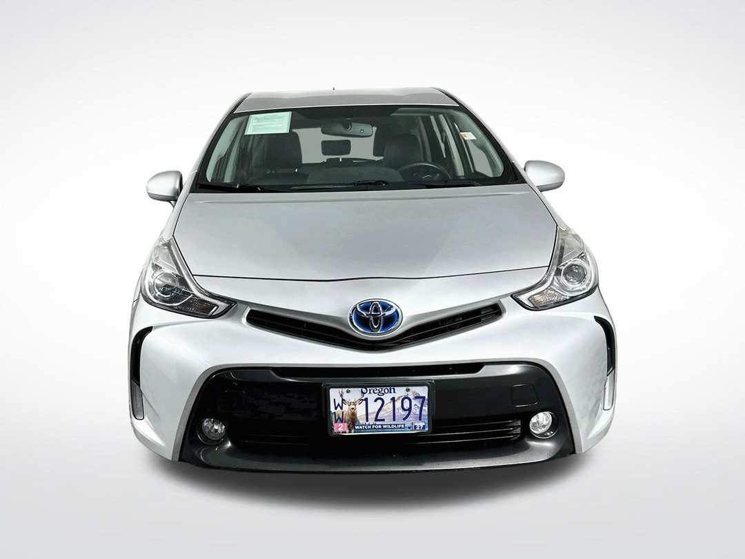 2015 Toyota Prius V Five - Image 2