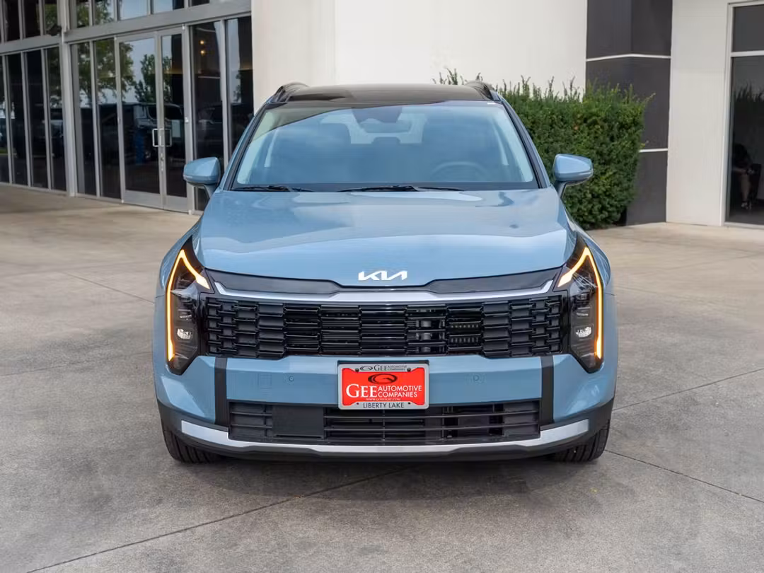 2027 Kia Sportage Hybrid EX - Image 2