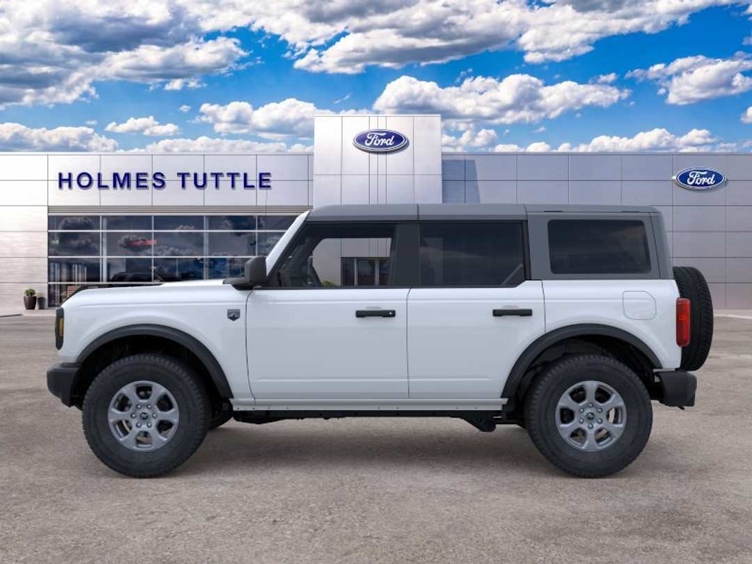 2026 Ford Bronco Big Bend - Image 3