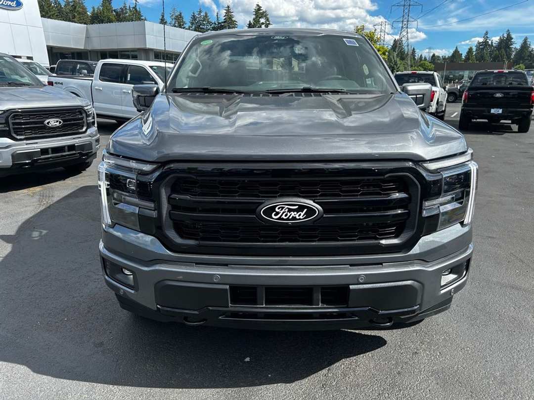2026 Ford F-150 Lariat - Image 3