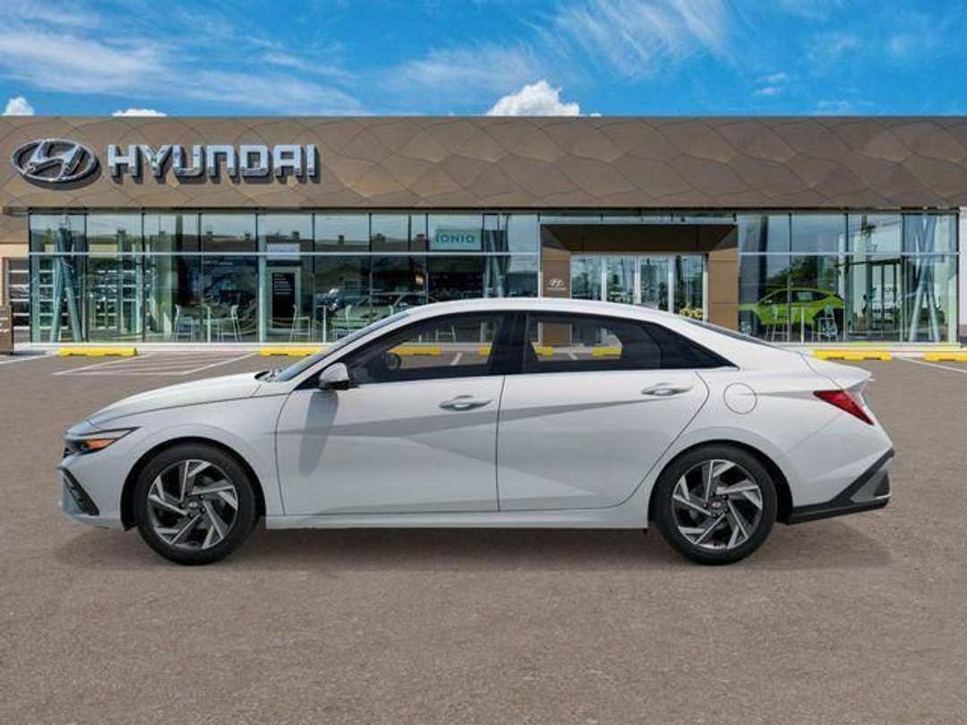2026 Hyundai Elantra Hybrid Limited - Image 3