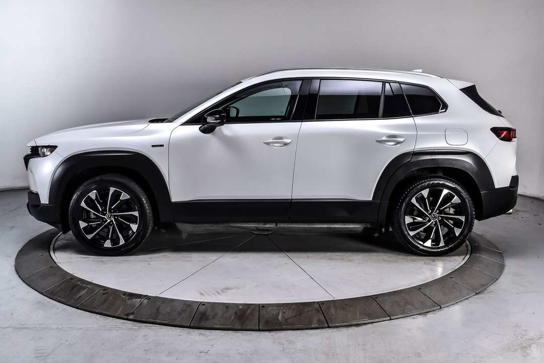2025 MAZDA Cx-50 Hybrid Premium Plus - Image 3