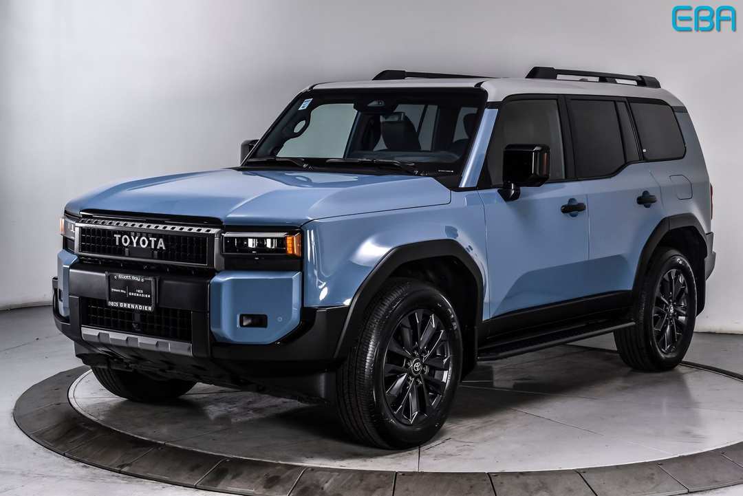 2026 Toyota Land Cruiser Base - Image 2