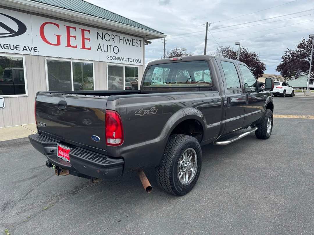 2006 Ford F-250Sd XL - Image 3