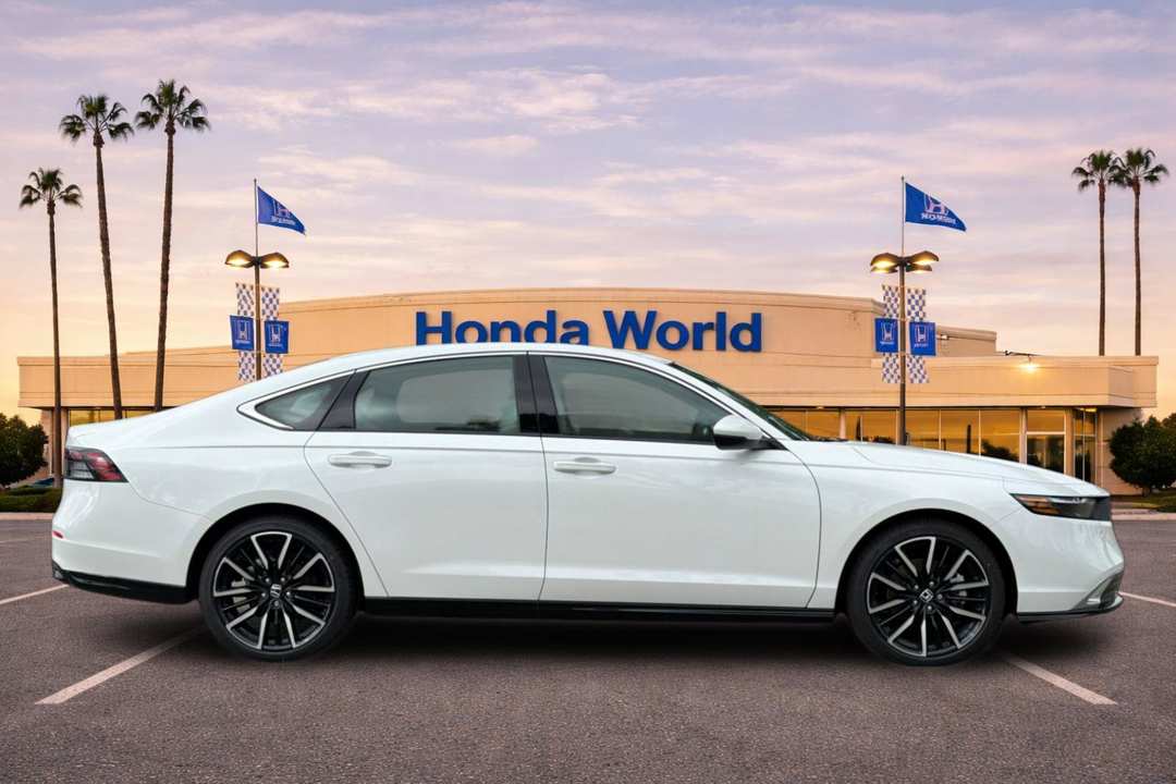 2026 Honda Accord Hybrid Touring - Image 3