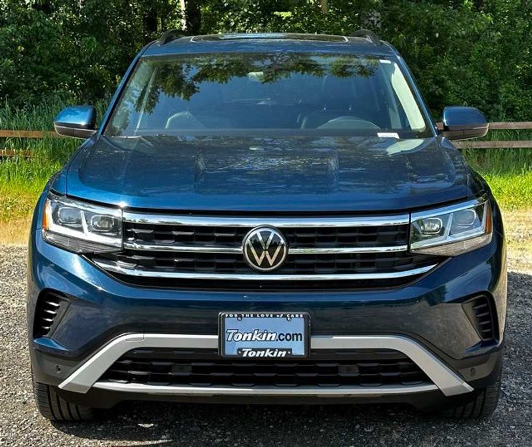 2021 Volkswagen Atlas 3.6L V6 SE w/Technology - Image 3