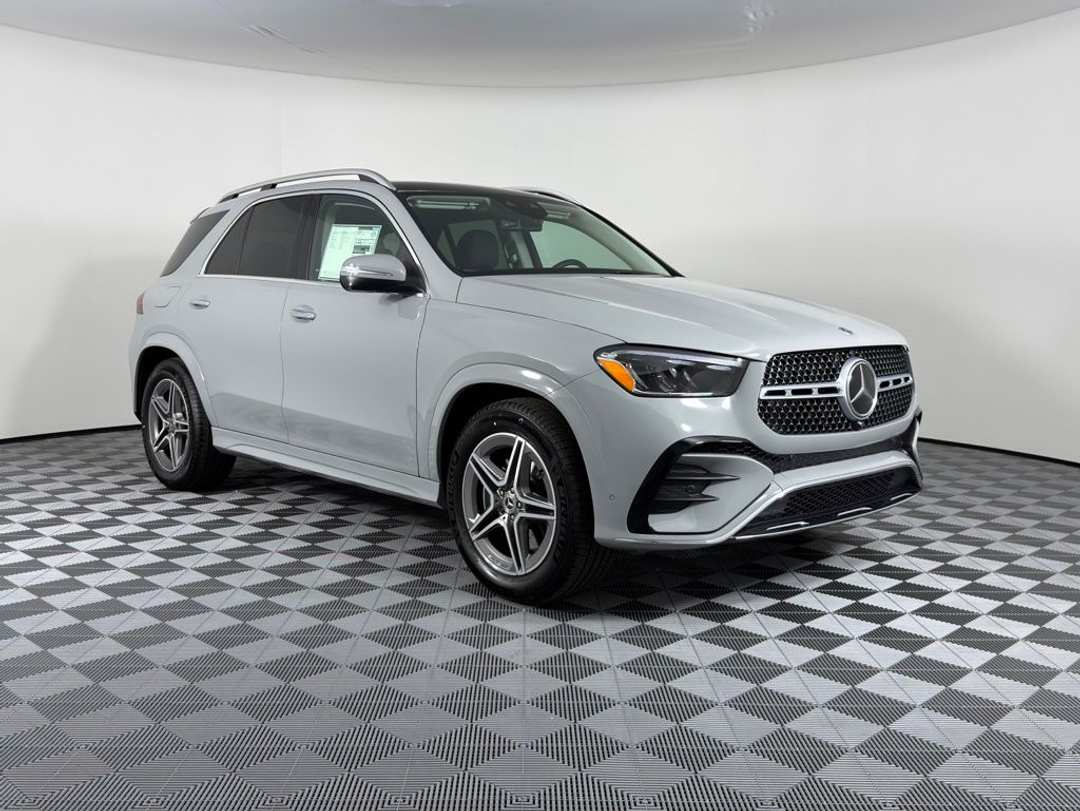 2026 Mercedes-Benz GLE 450 - Image 2