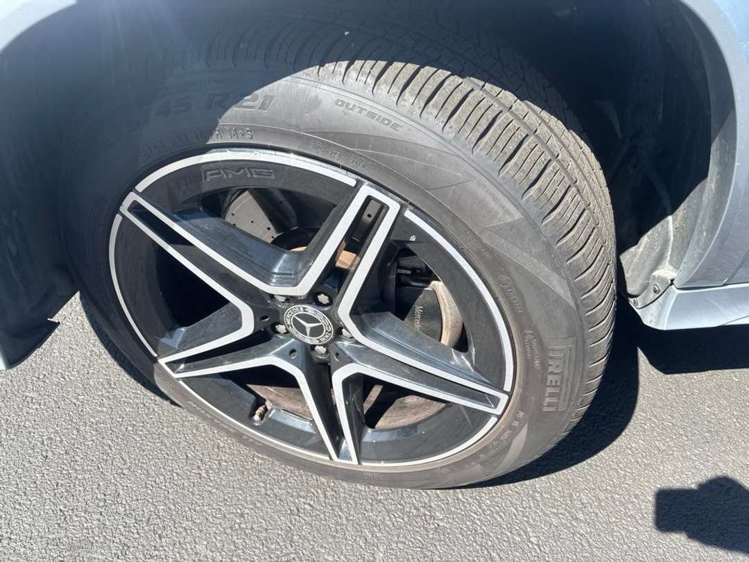 2022 Mercedes-Benz GLS GLS 450 - Image 2