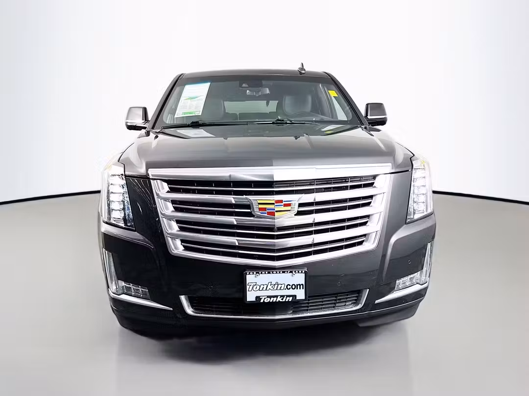 2017 Cadillac Escalade Platinum Edition - Image 2