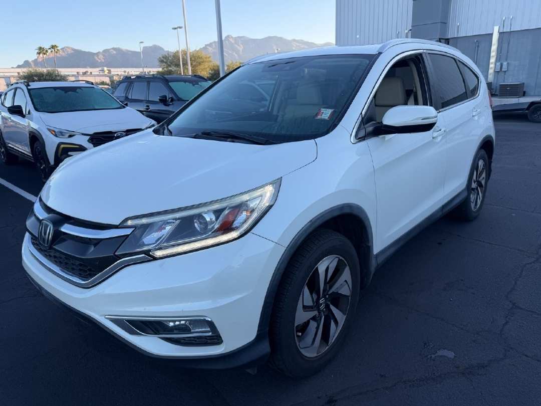 2015 Honda CR-V Touring - Image 3