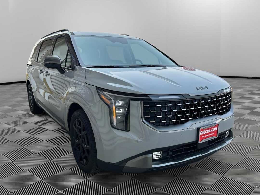 2027 Kia Carnival Hybrid SX - Image 3