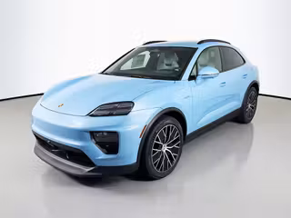 2026 Porsche Macan 4