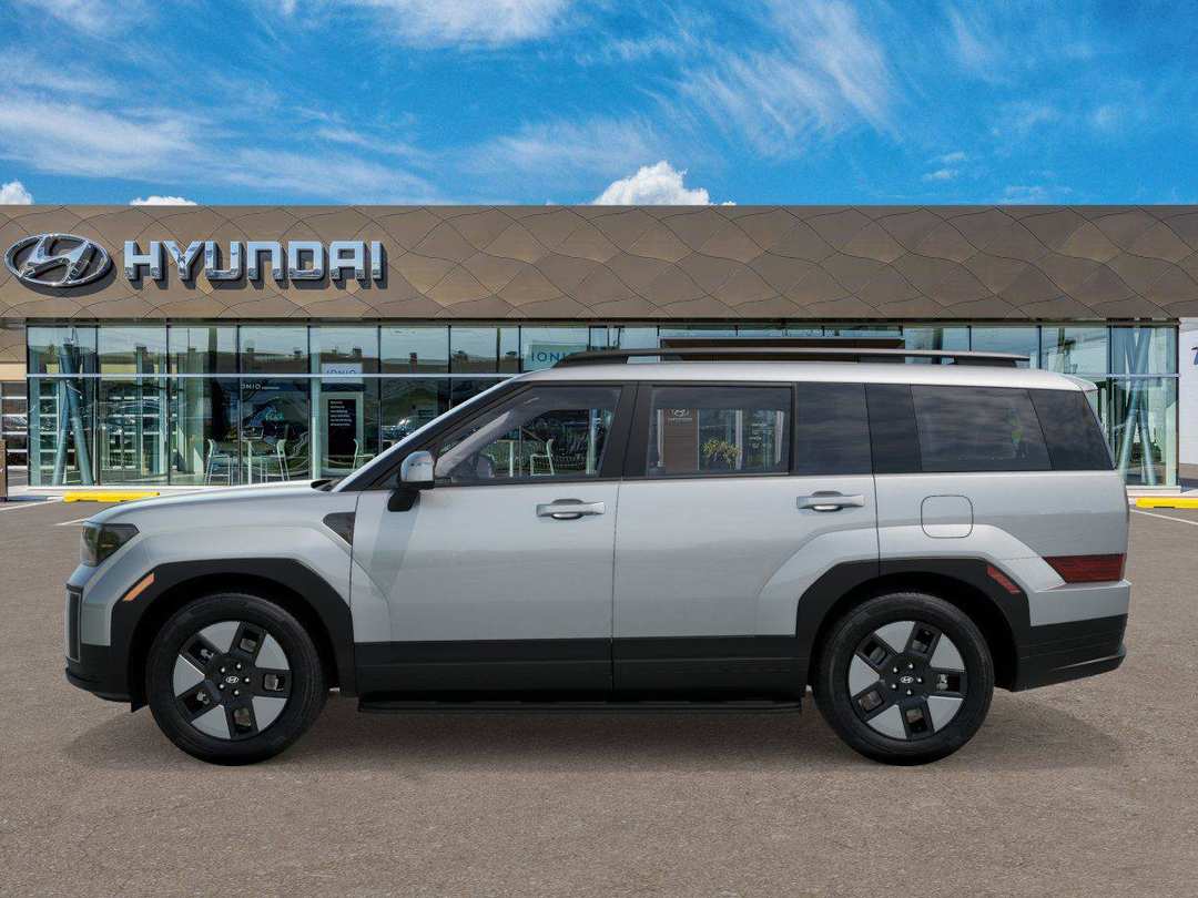 2027 Hyundai Santa Fe Hybrid SEL - Image 3