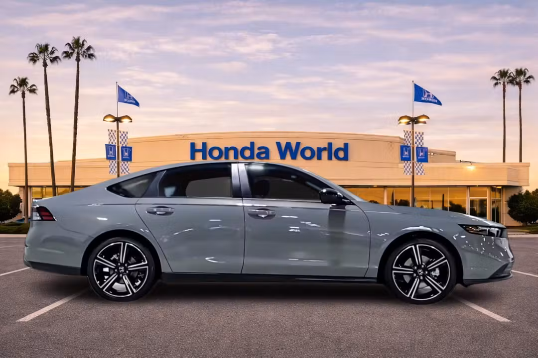 2026 Honda Accord Hybrid Sport - Image 3