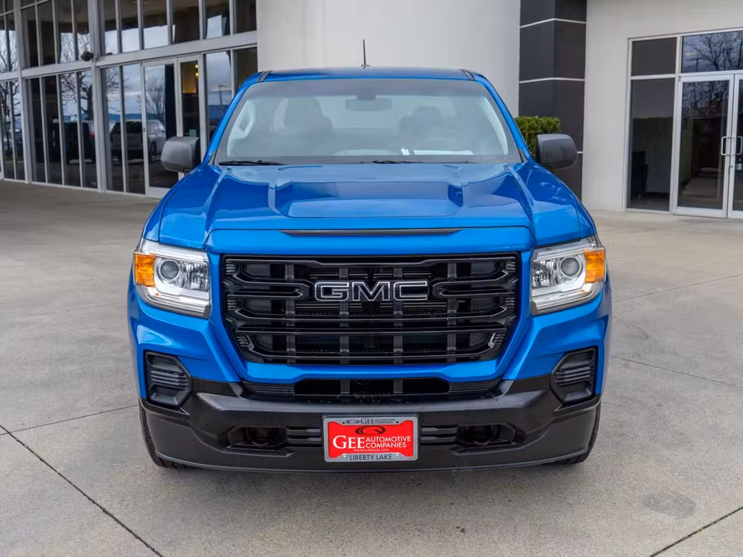 2022 GMC Canyon Elevation Standard - Image 2