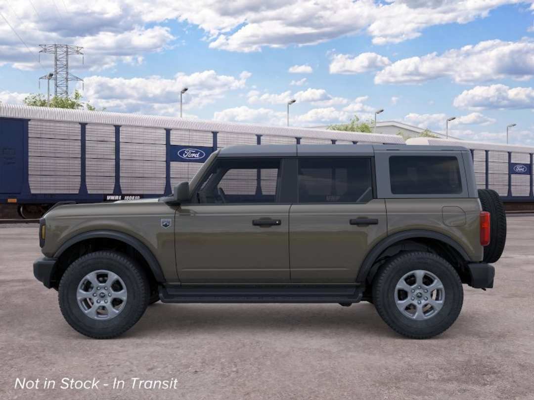 2026 Ford Bronco Big Bend - Image 3