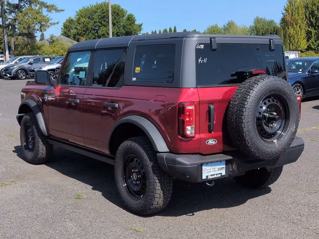 2026 Ford Bronco Big Bend - Image 3