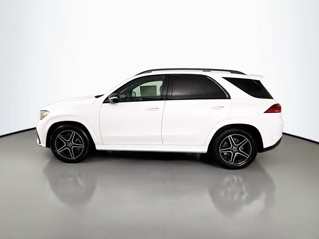 2025 Mercedes-Benz GLE GLE 450 - Image 2