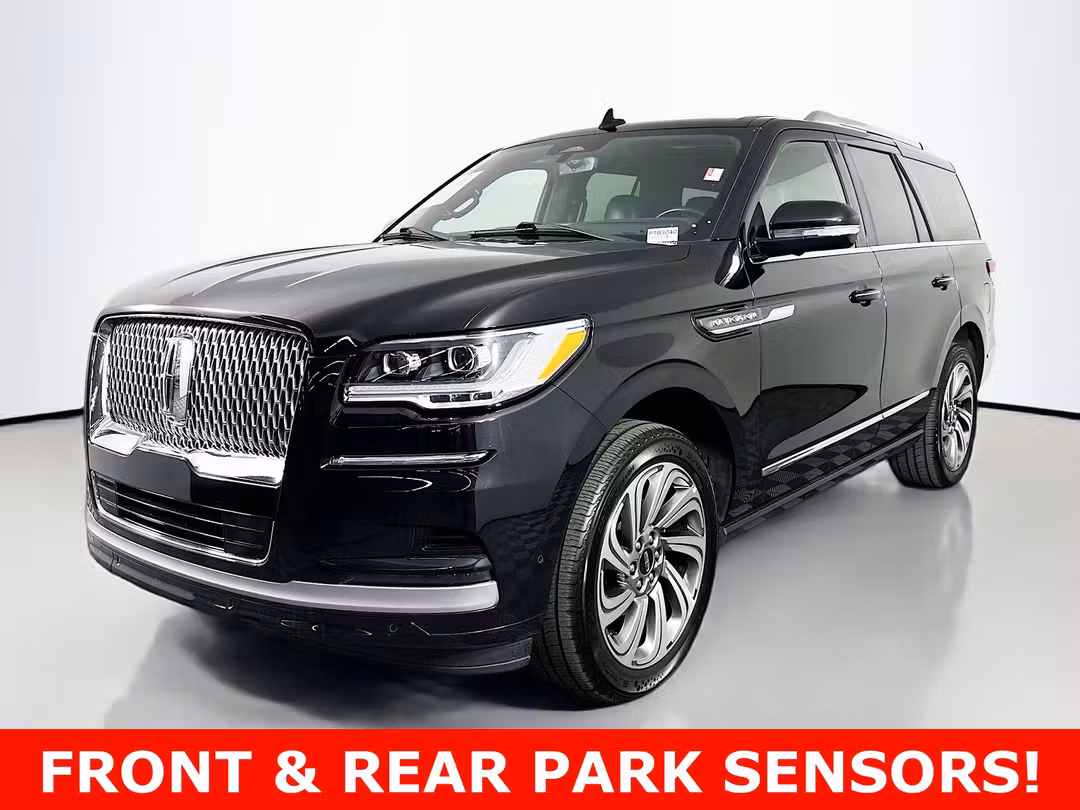 2023 Lincoln Navigator Reserve - Image 3