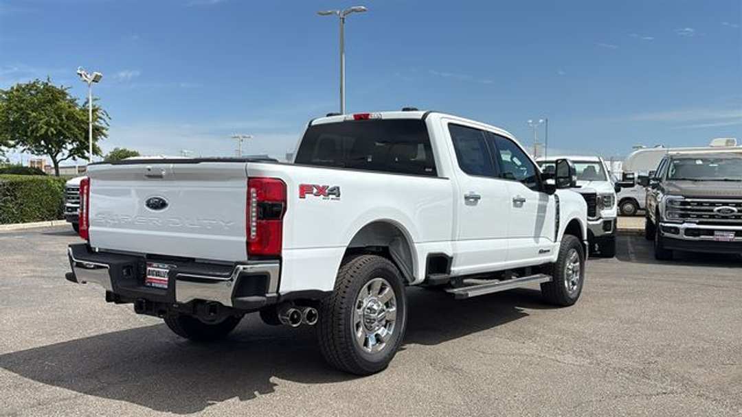 2026 Ford F-350Sd Lariat - Image 3