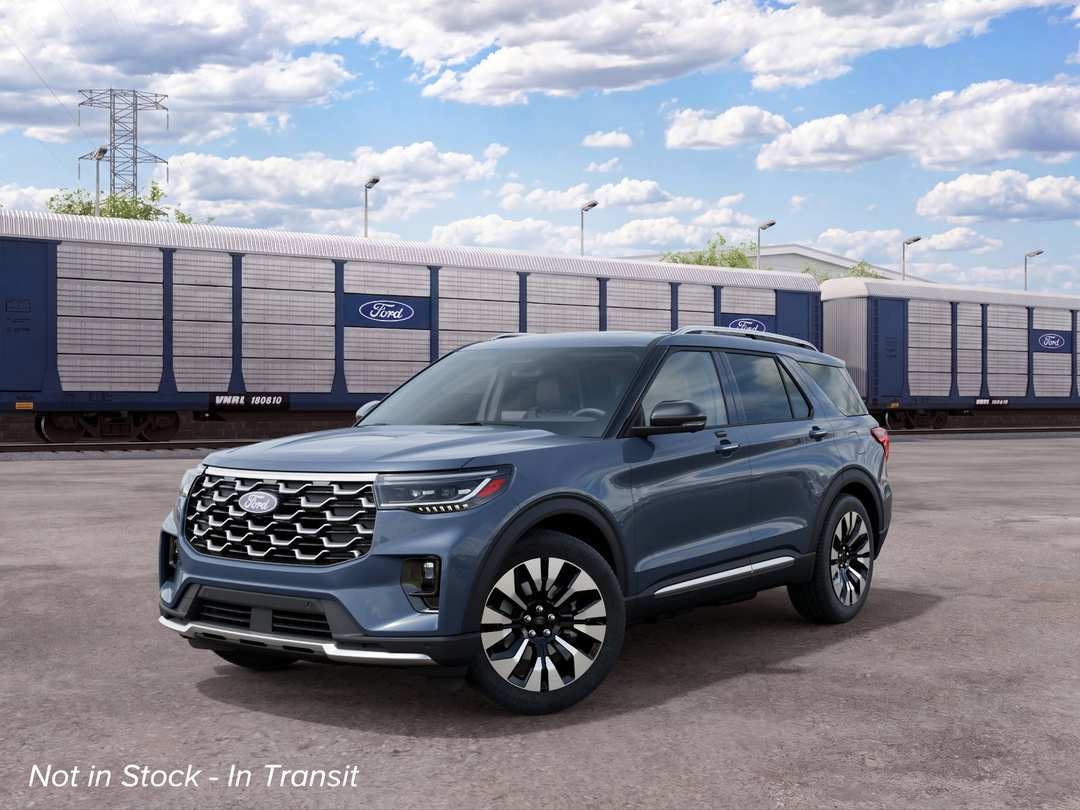 2027 Ford Explorer Platinum - Image 2