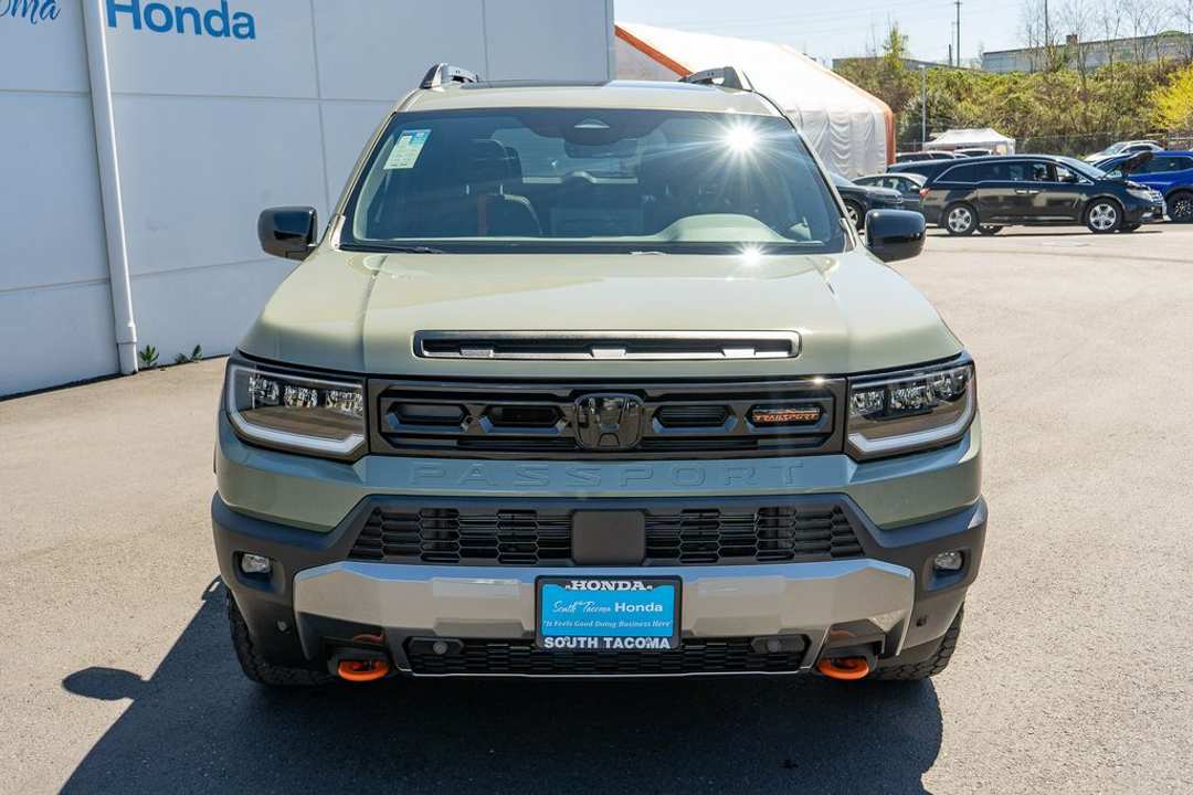 2026 Honda Passport TrailSport Blackout w/Black Emblems - Image 3