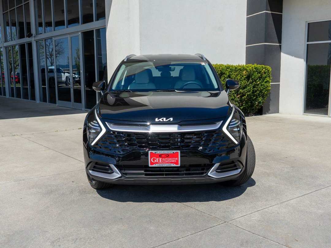 2025 Kia Sportage Hybrid EX - Image 2
