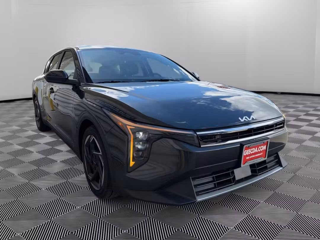 2026 Kia K4 EX - Image 3
