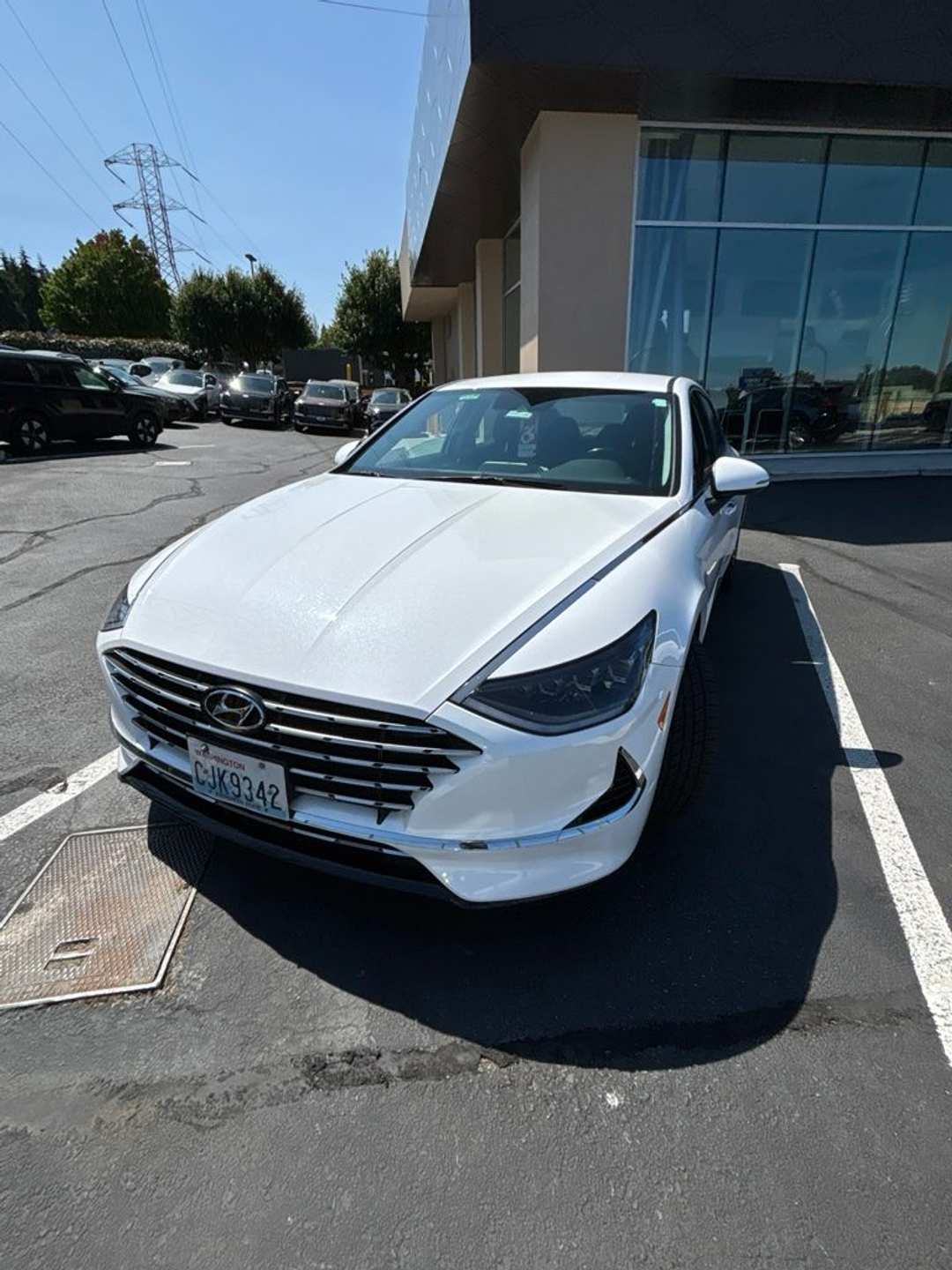 2023 Hyundai Sonata Hybrid SEL - Image 2