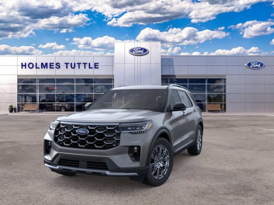 2026 Ford Explorer Platinum - Image 2