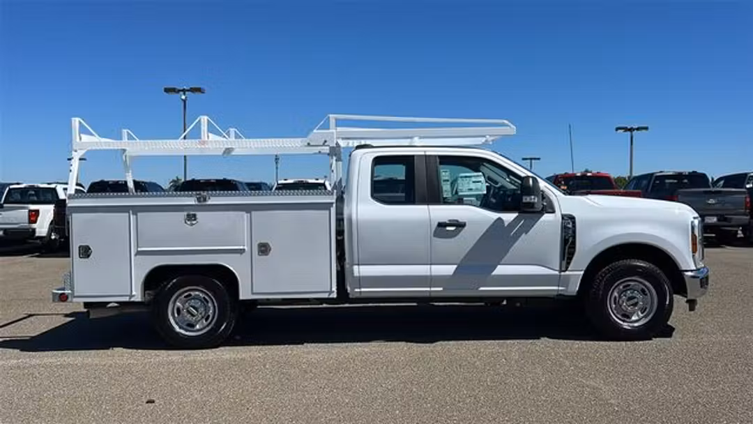 2026 Ford F-250Sd XL - Image 2