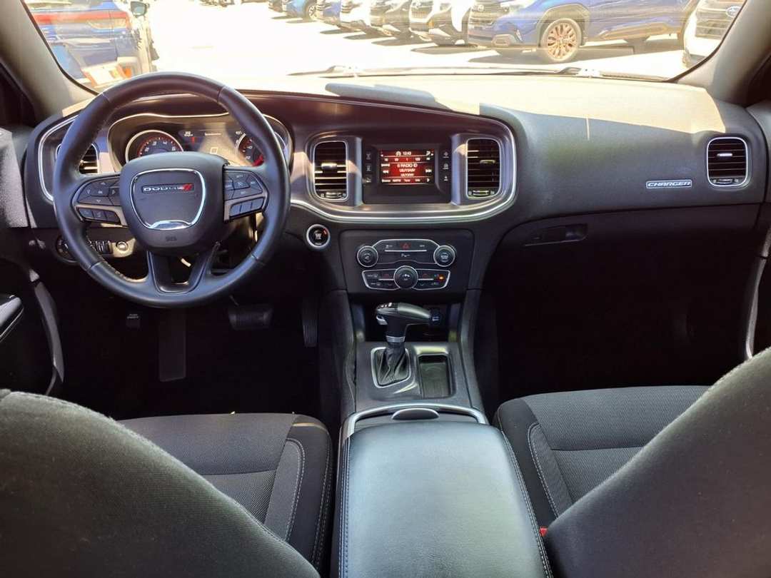2016 Dodge Charger SE - Image 2