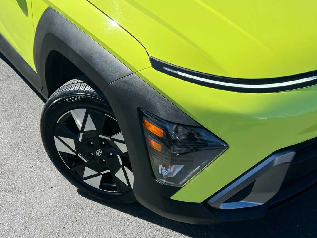 2024 Hyundai Kona SEL - Image 2