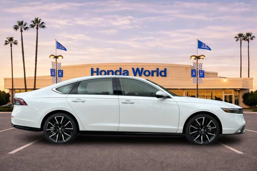 2026 Honda Accord Hybrid Touring - Image 3
