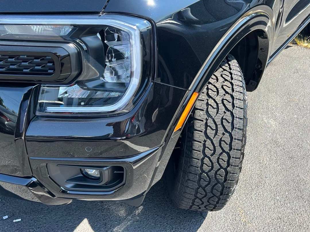2026 Ford Ranger Lariat - Image 3