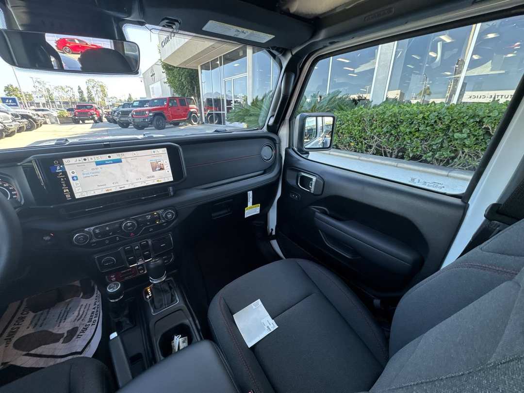 2026 Jeep Wrangler Rubicon - Image 3