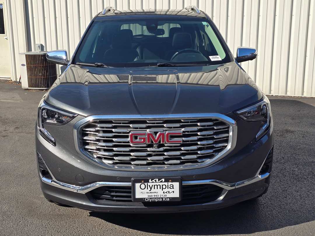 2020 GMC Terrain Denali - Image 2