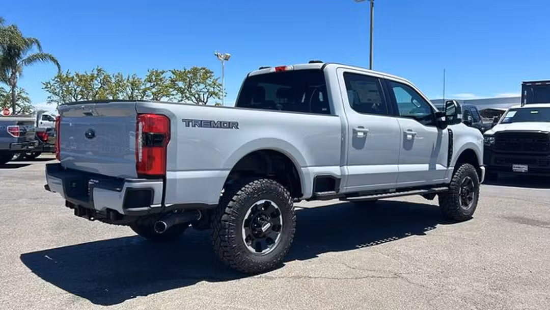 2026 Ford F-250Sd Lariat - Image 3