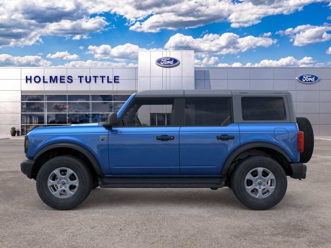 2026 Ford Bronco Big Bend - Image 3