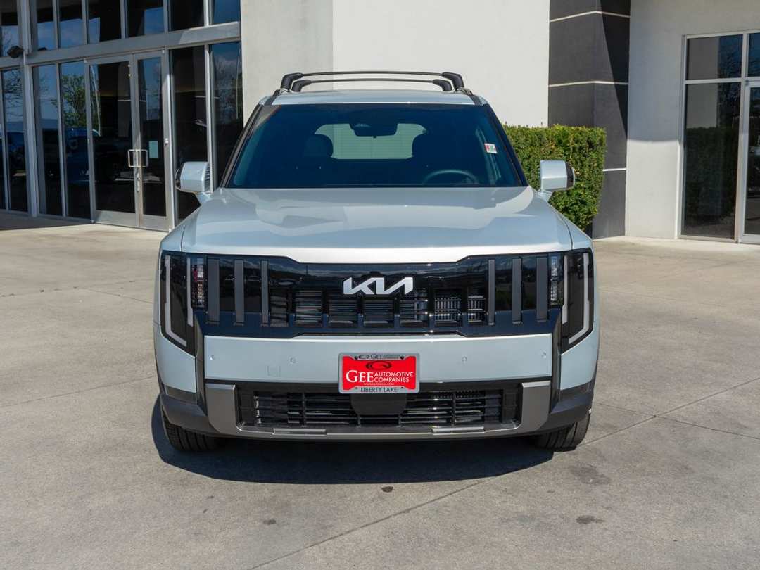 2027 Kia Telluride S - Image 2
