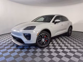 2026 Porsche Macan 4S