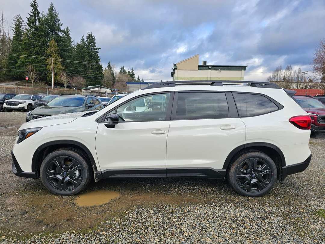2026 Subaru Ascent Onyx Edition Touring - Image 2