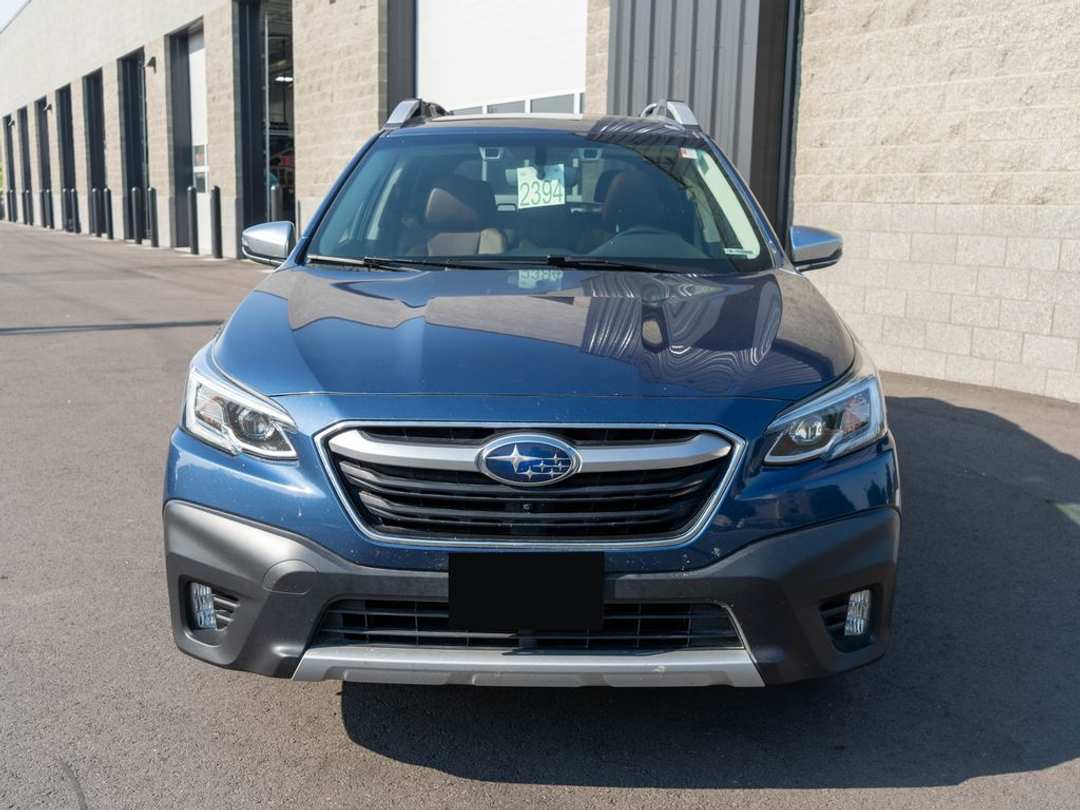 2020 Subaru Outback Touring XT - Image 2